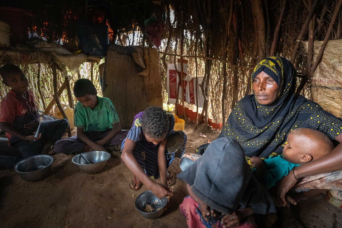 Lotta alla fame e alla crisi climatica sono strettamente interconnessi. Siccità e carestia minano la sopravvivenza dei piccoli produttori e contadini, che sempre di più dipendono dagli aiuti per sopravvivere. Foto: Petterik Wiggers/Oxfam 