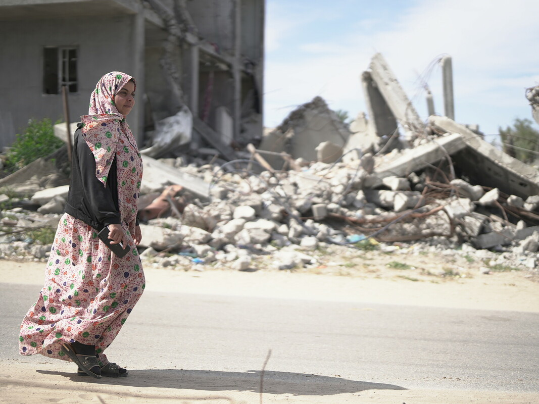 Nonostante le rassicurazioni israeliane, la maggior parte degli sfollati di Gaza è stata privata degli aiuti umanitari, mentre la carestia si avvicina sempre più e Israele continua a bombardare aree che aveva dichiarato “zone sicure”. Foto. Alef Multimedia